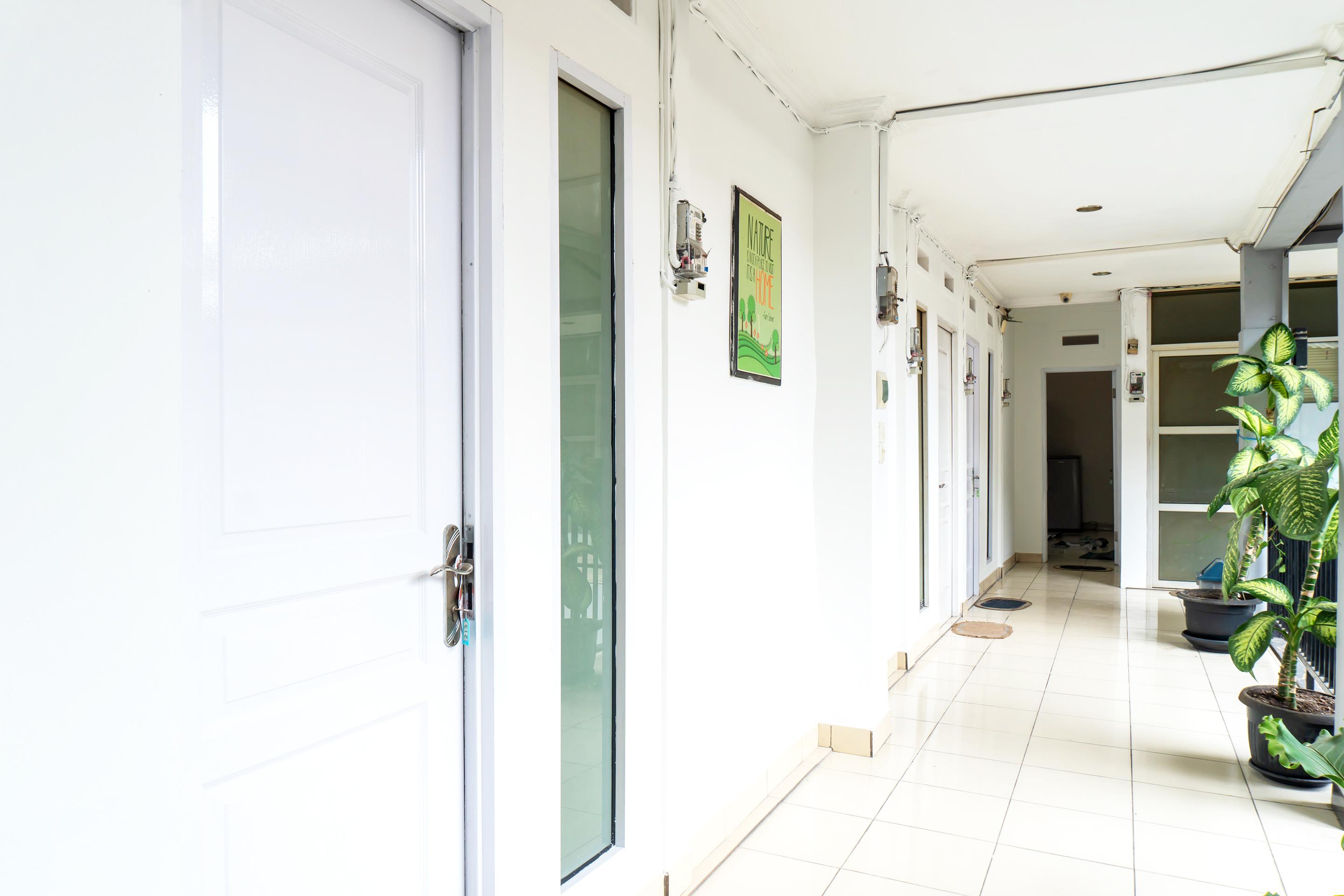 Super Oyo 617 Sukaraja Residence Syariah Bandung Exterior foto