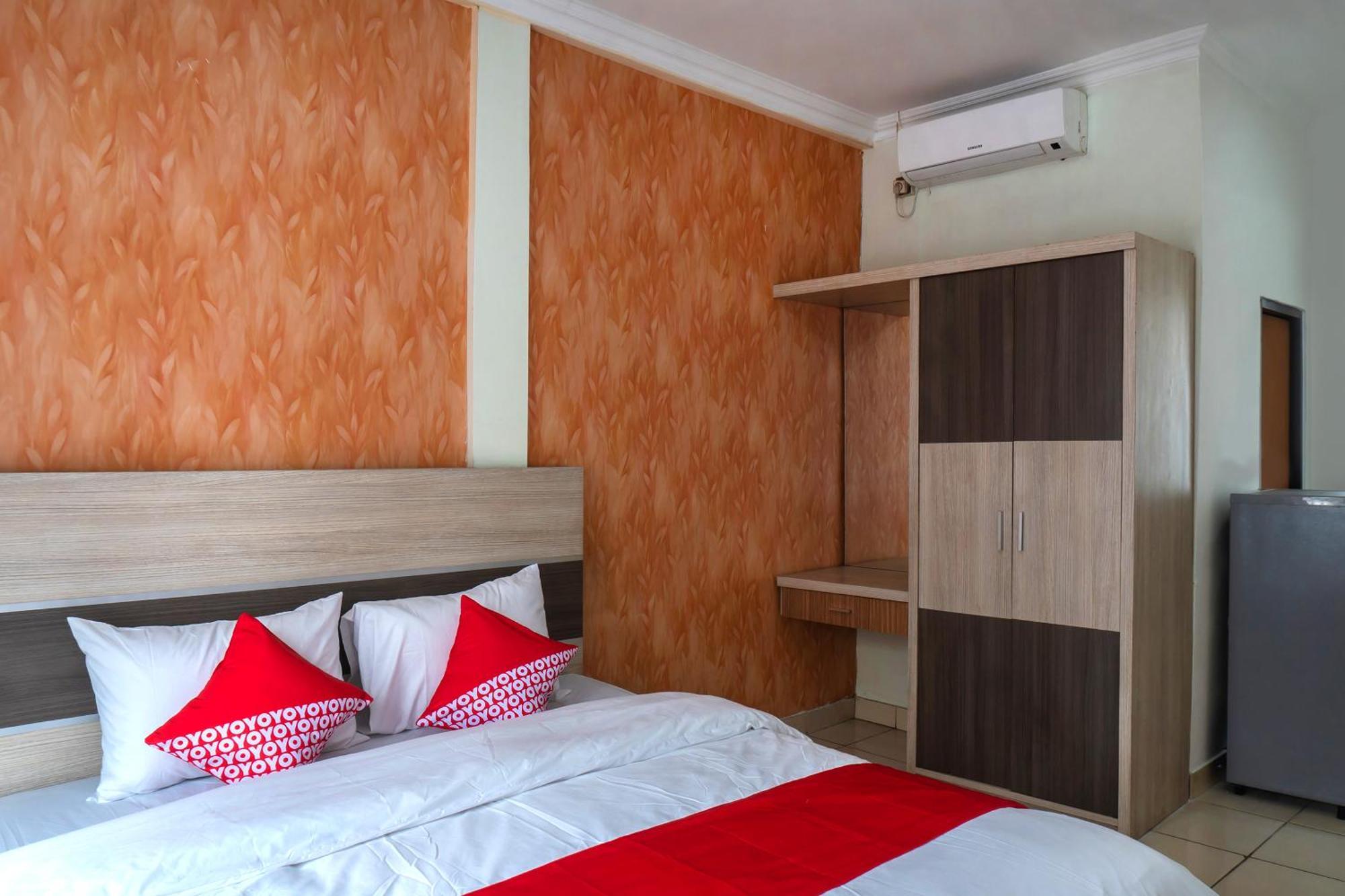 Super Oyo 617 Sukaraja Residence Syariah Bandung Exterior foto