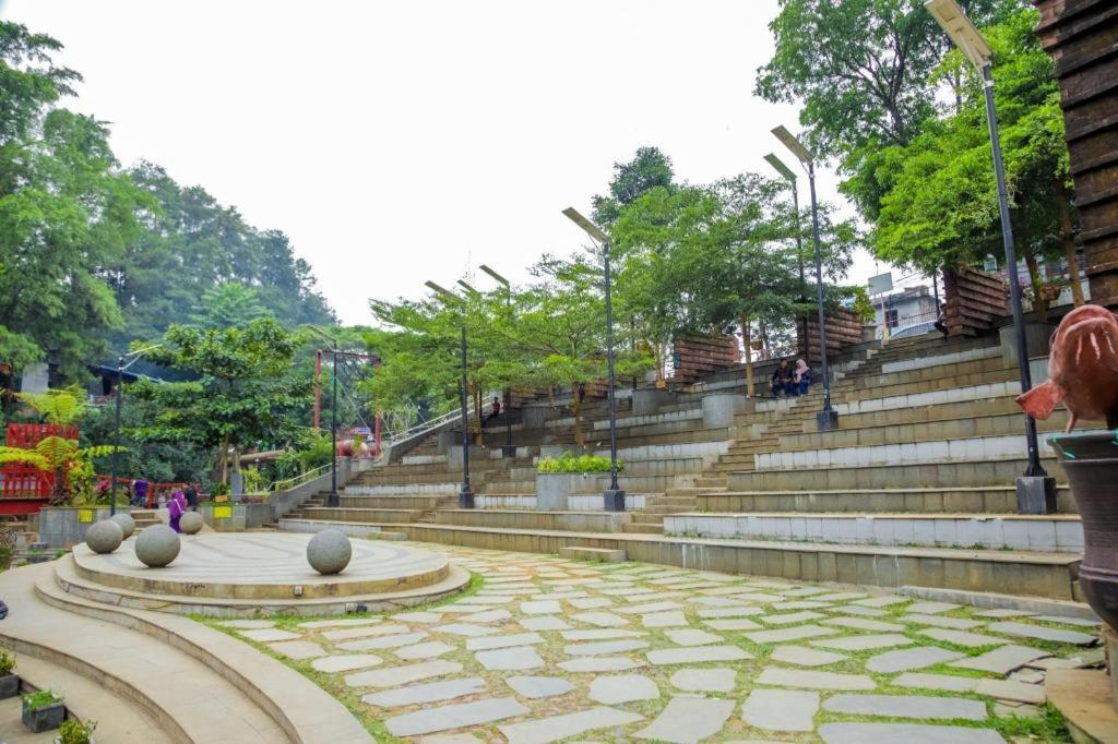 Super Oyo 617 Sukaraja Residence Syariah Bandung Exterior foto